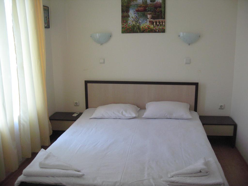 Chateau Aheloy Hotel เปาโมเรีย ภายนอก รูปภาพ